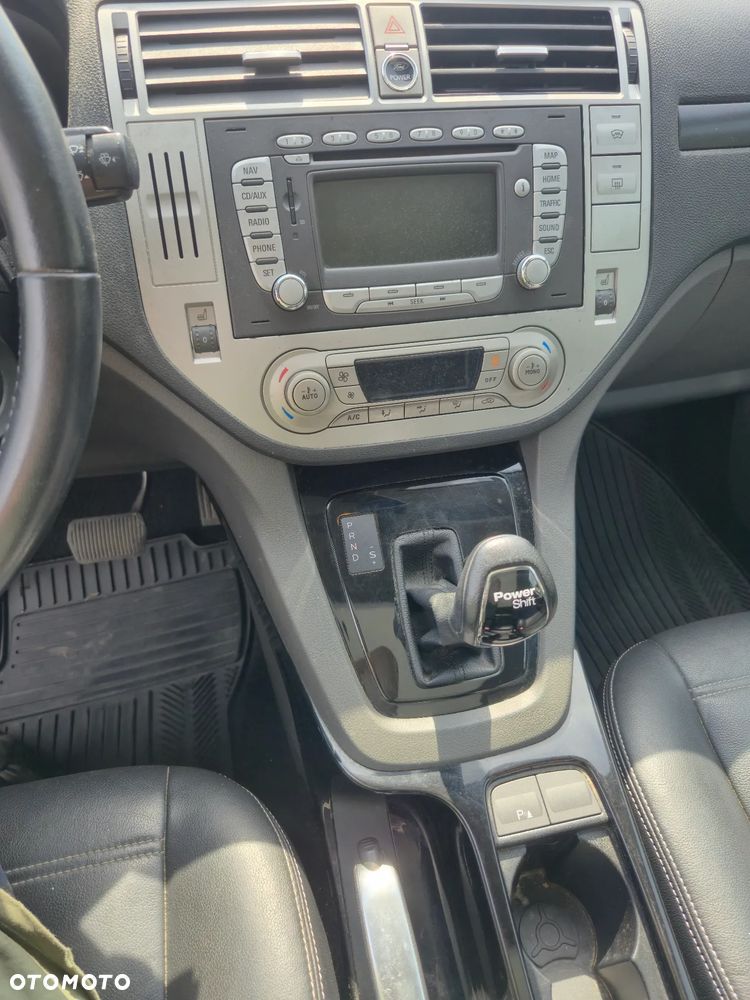 Ford Kuga 2.0 TDCi 4x4 Titanium - 4