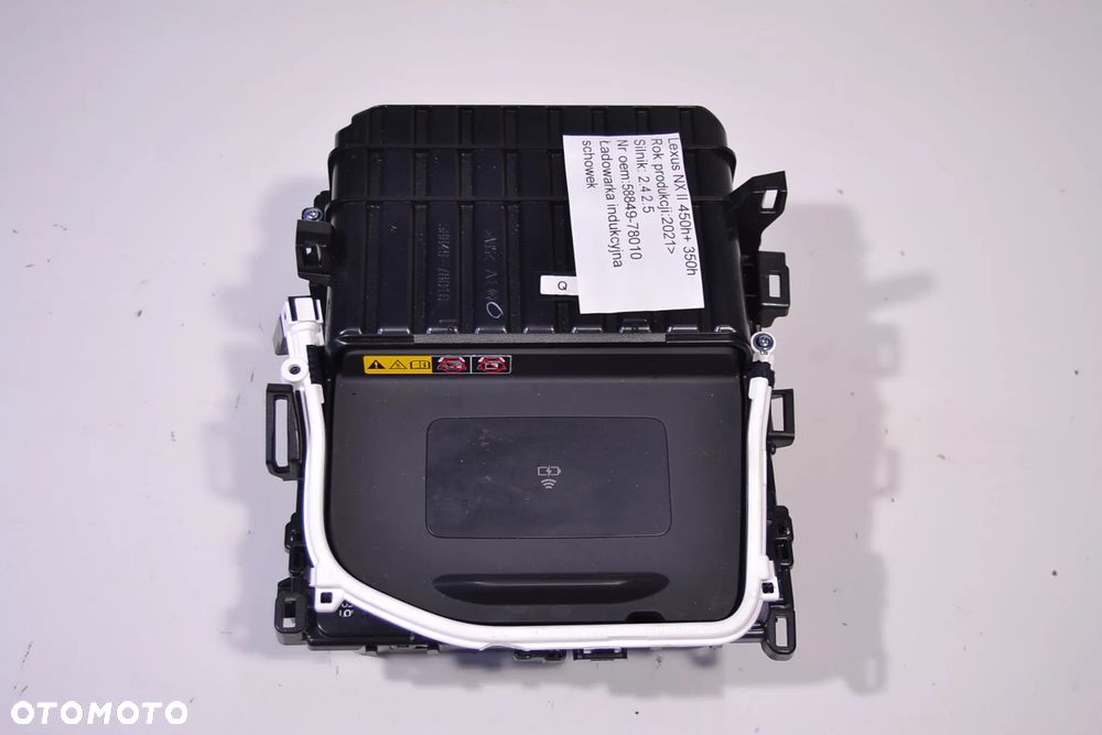 Ładowarka indukcyjna schowek LEXUS NX 350H 450H+ - 1
