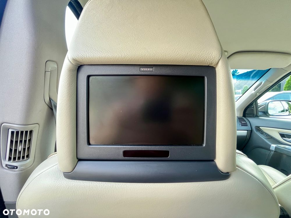 Volvo XC 90 - 18