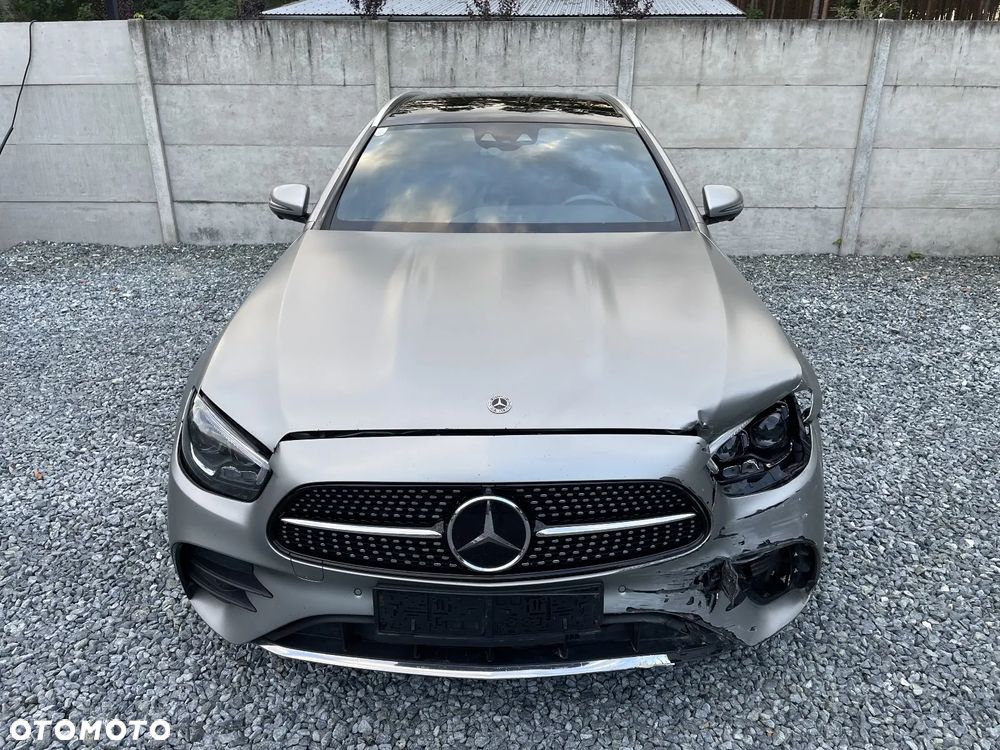 Mercedes-Benz Klasa E - 1