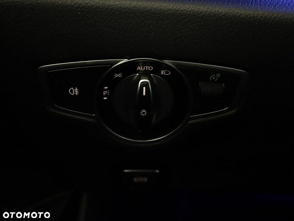 Mercedes-Benz Klasa E 250 9G-TRONIC Avantgarde - 36