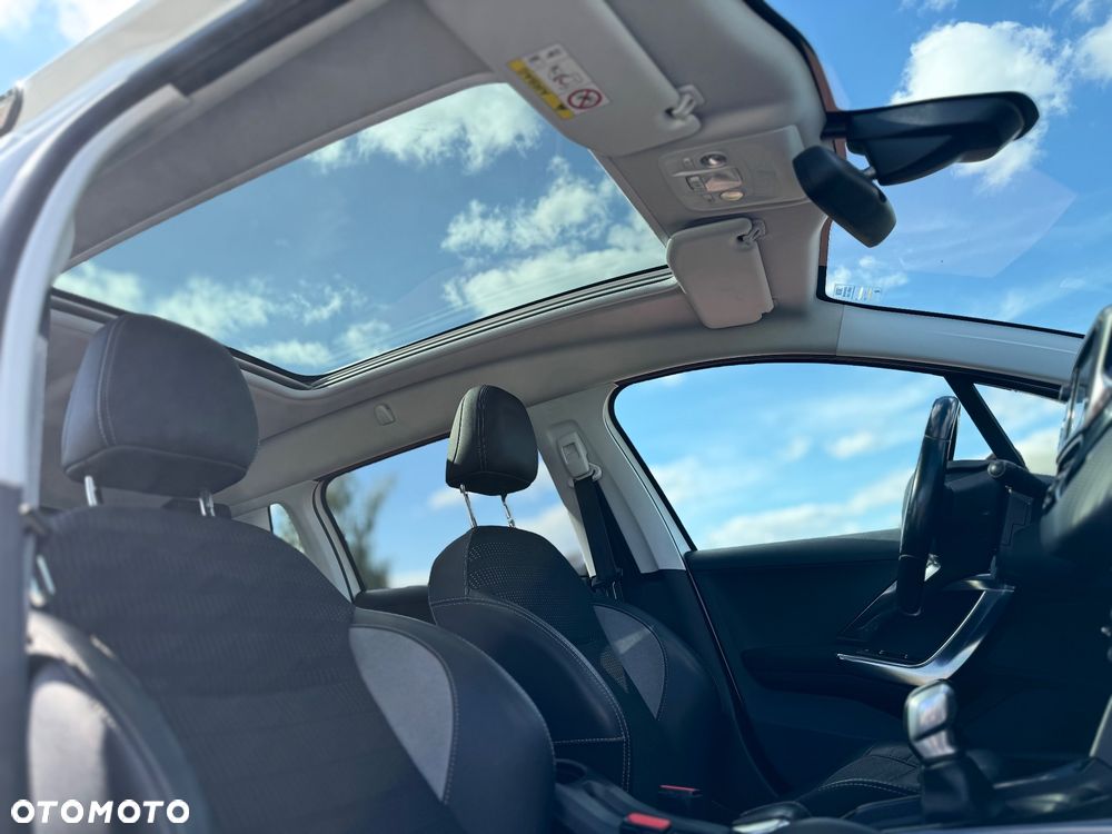 Peugeot 2008 1.6 BlueHDi Crossway - 9