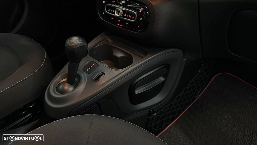 Smart ForFour EQ - 22