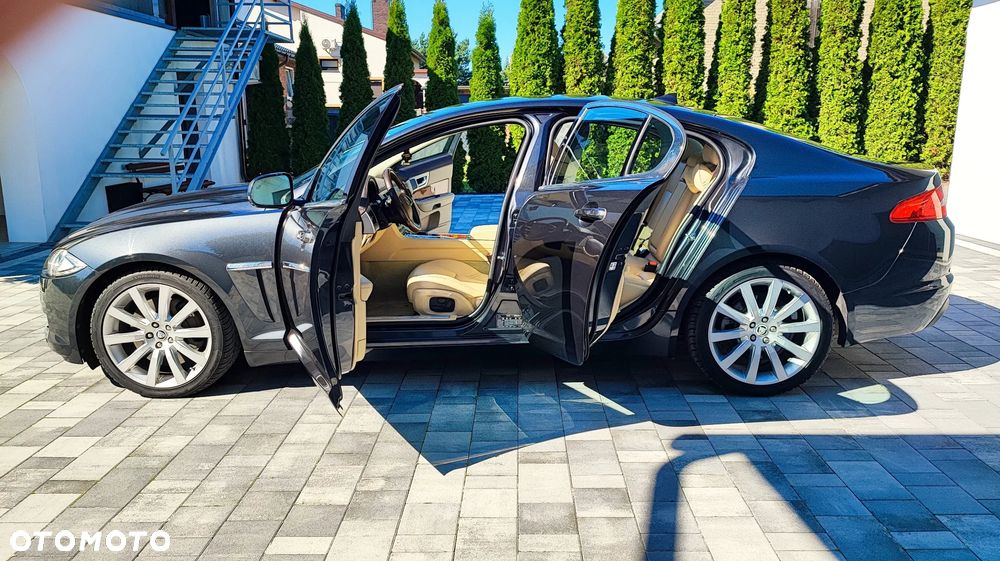 Jaguar XF 3.0 V6 Diesel S Premium Luxury - 19