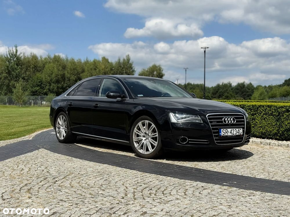Audi A8 - 1