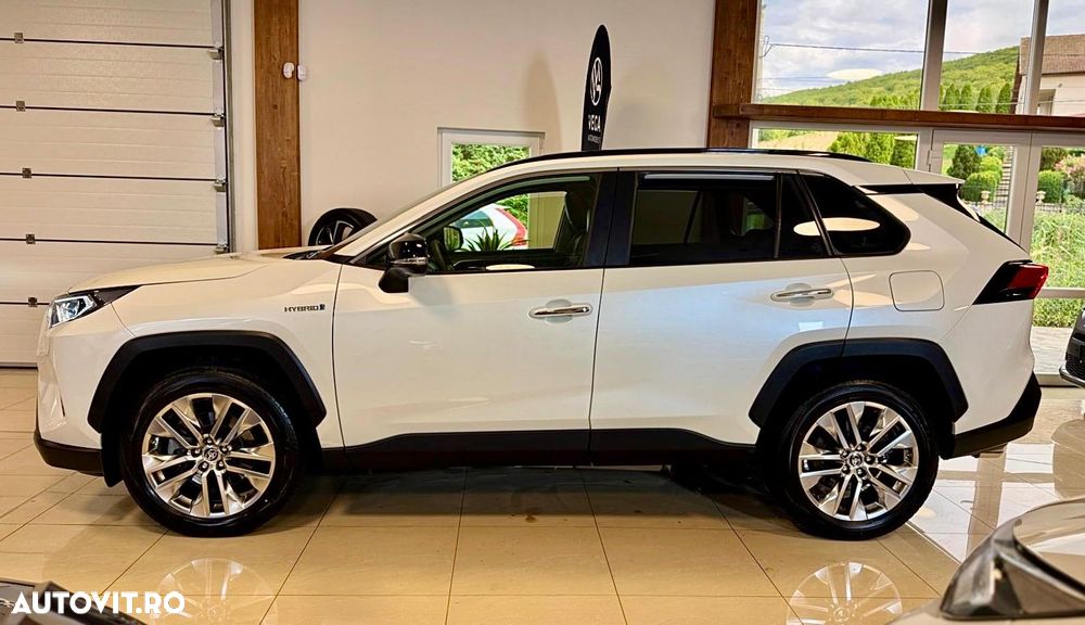 Toyota RAV4 - 7