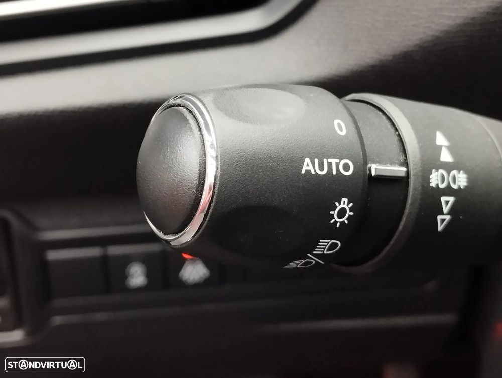 Peugeot 308 1.5 BlueHDi Allure - 22