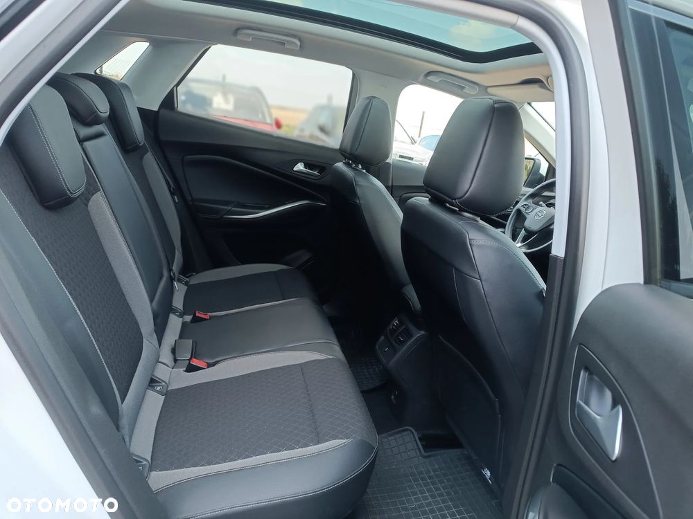 Opel Grandland X 1.6 D Start/Stop INNOVATION - 17