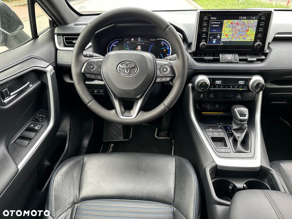 Toyota RAV4 Hybrid Selection 4x2 - 8