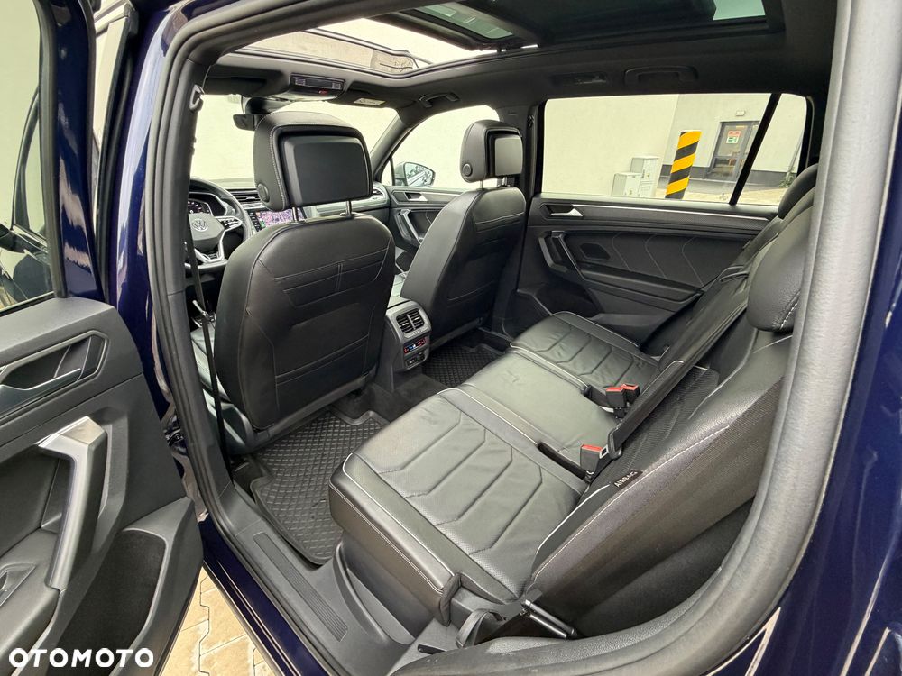 Volkswagen Tiguan Allspace 2.0 TDI SCR 4Motion DSG R-Line - 16