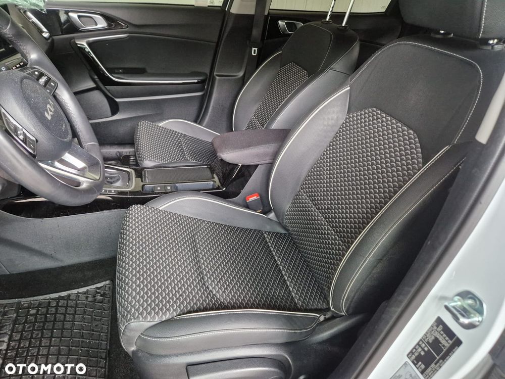 Kia XCeed 1.5 T-GDI L DCT - 11