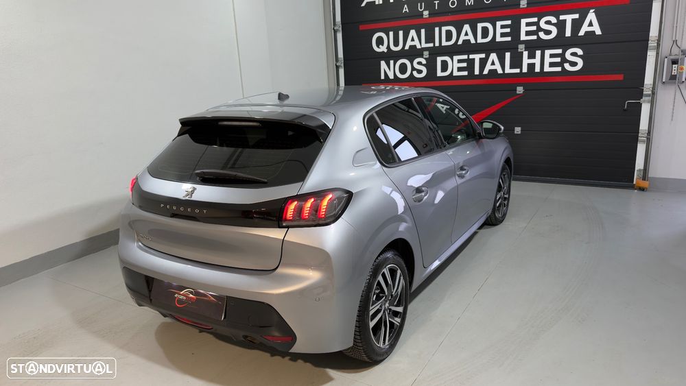 Peugeot 208 PureTech 100 Allure - 8