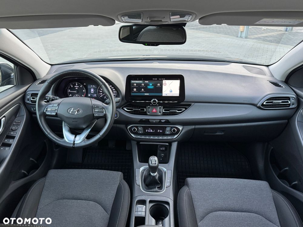 Hyundai i30 1.6 D Comfort - 9