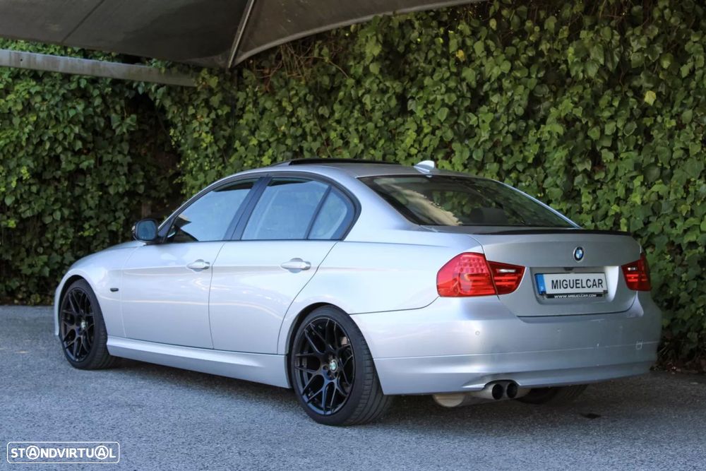 BMW 320 i Navigation - 11