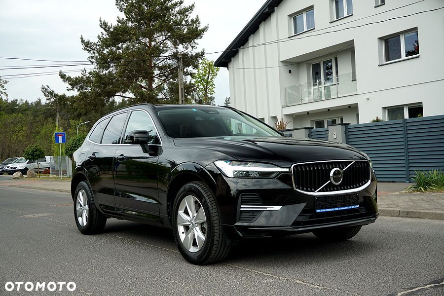 Volvo XC 60 B4 D AWD Geartronic Momentum Pro - 22