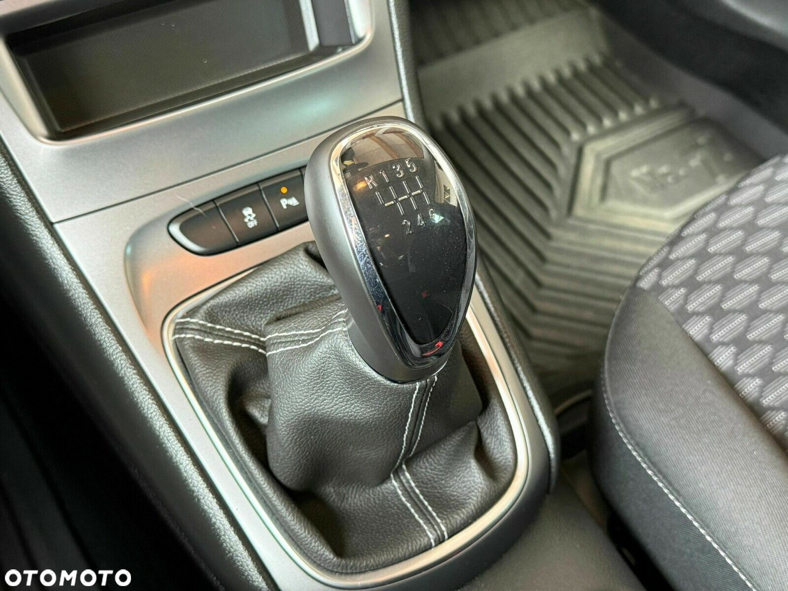 Opel Astra V 1.4 T Enjoy - 23