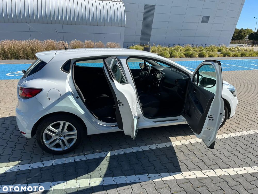 Renault Clio (Energy) TCe 90 Start & Stop INTENS - 14