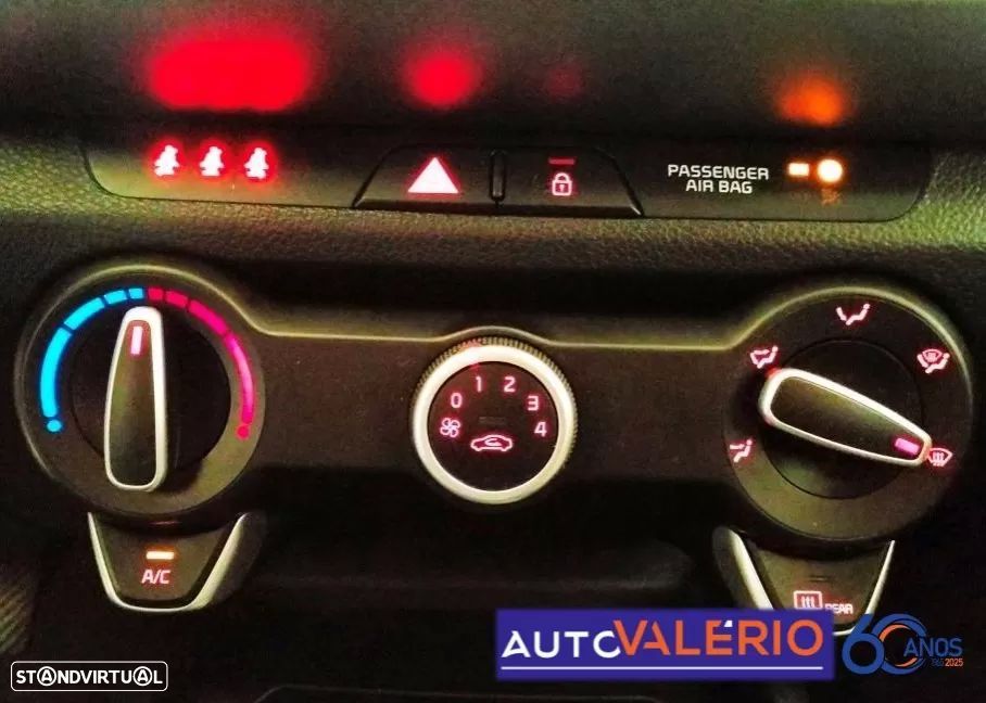 Kia Stonic 1.2 Dynamic - 22