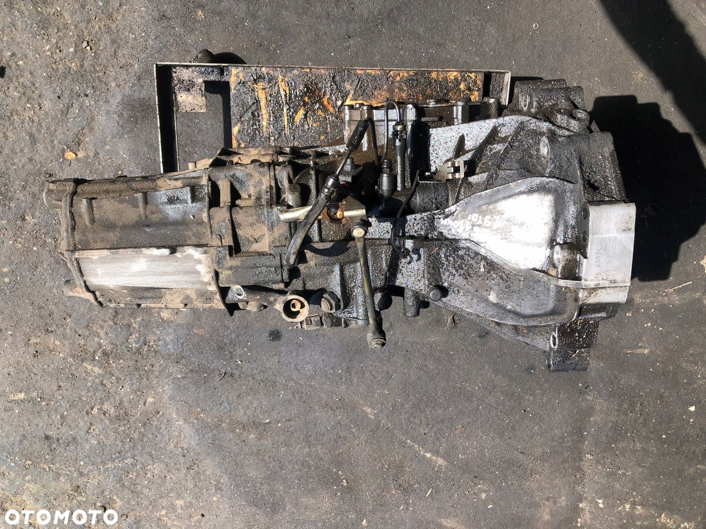 SKRZYNIA BIEGÓW AUDI A4 B6 1.9 TDI HCF - 2