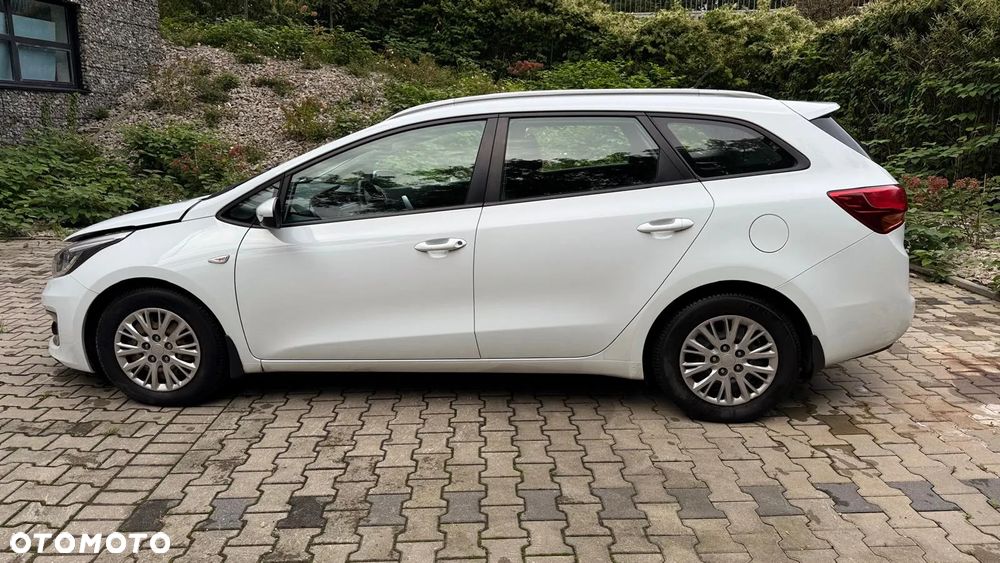 Kia Ceed 1.6 CRDi L Business Line - 6