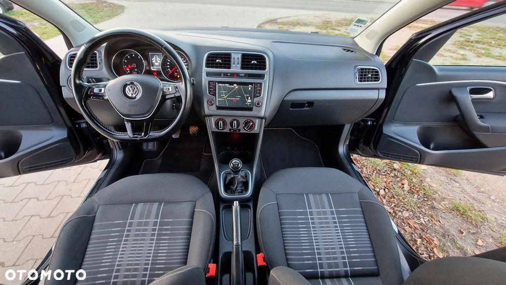 Volkswagen Polo 1.2 TSI Blue Motion Technology Lounge - 15