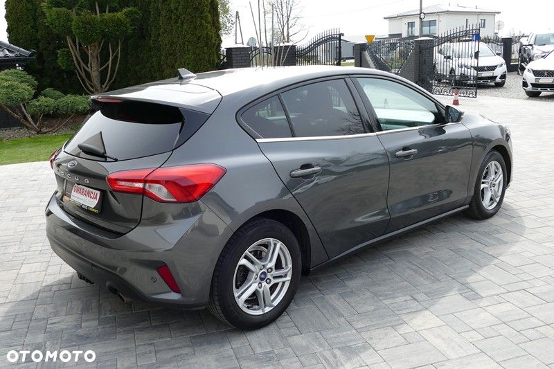 Ford Focus - 13