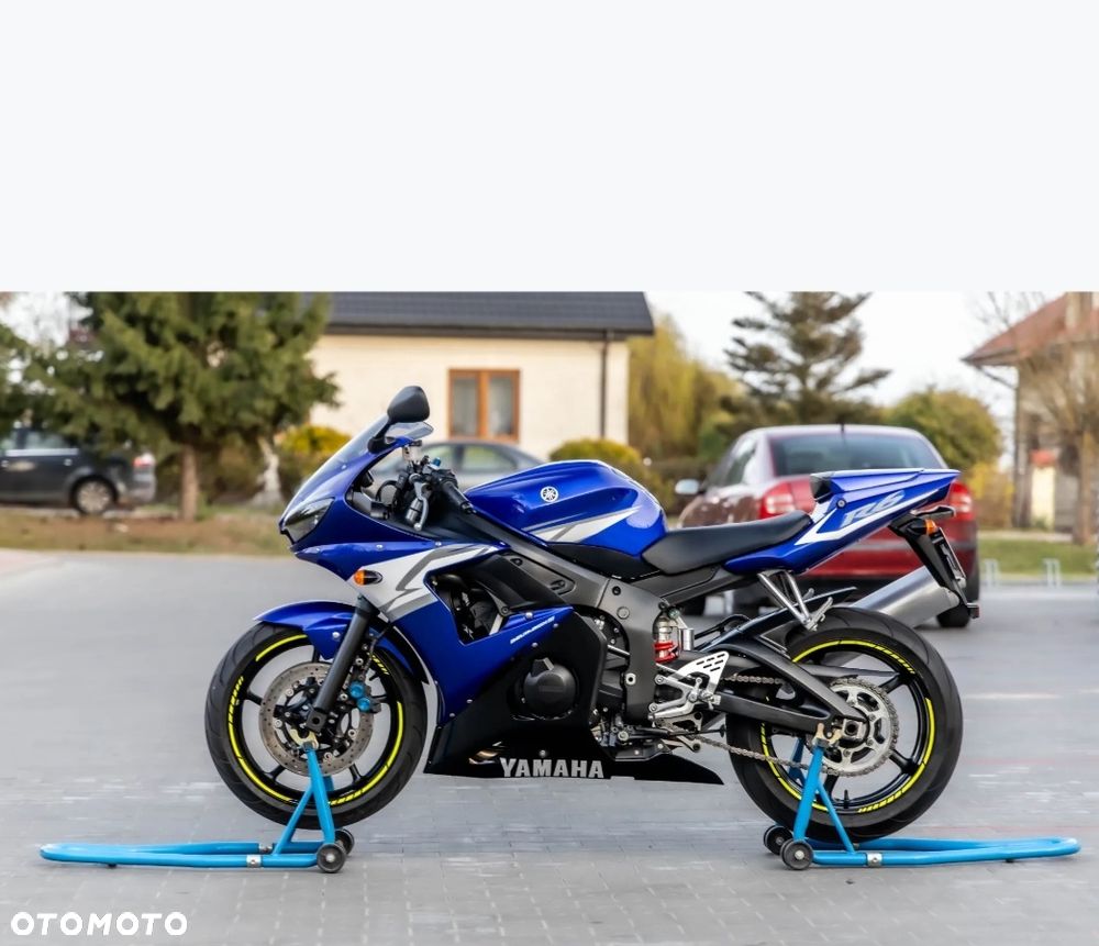 Yamaha R6 - 7