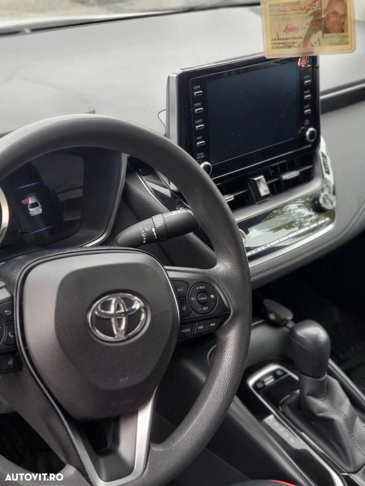 Toyota Corolla 1.8 HSD Business - 6