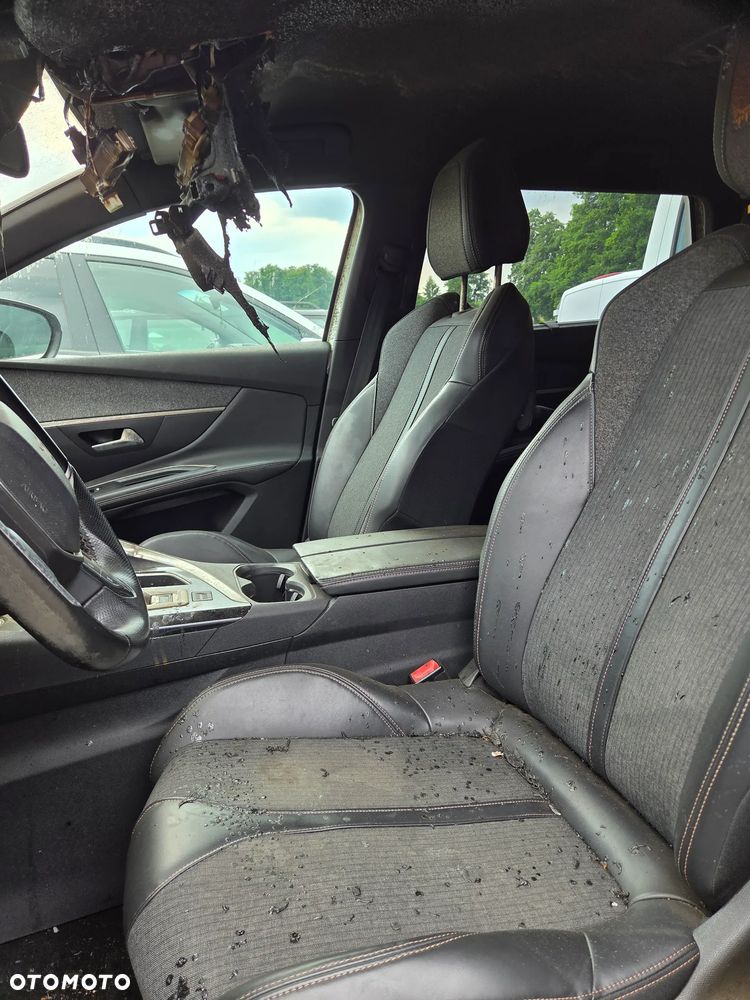 Peugeot 5008 BlueHDi 130 EAT8 GT - 9