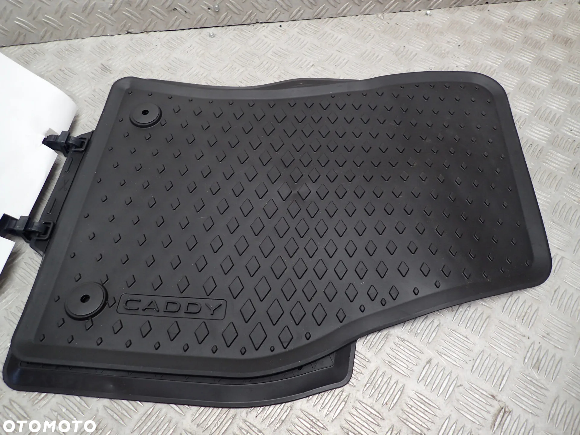 DYWANIKI GUMOWE VW CADDY 2K8061502 - 2