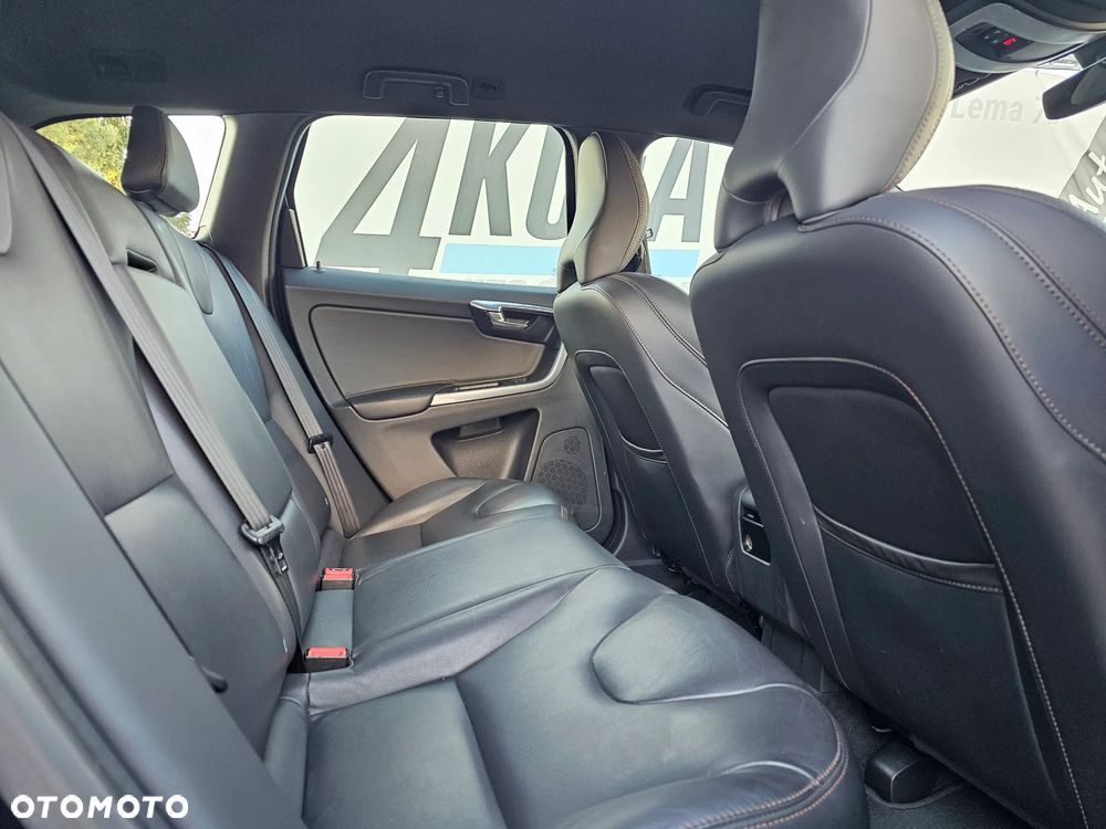 Volvo XC 60 D4 Geartronic Summum - 13