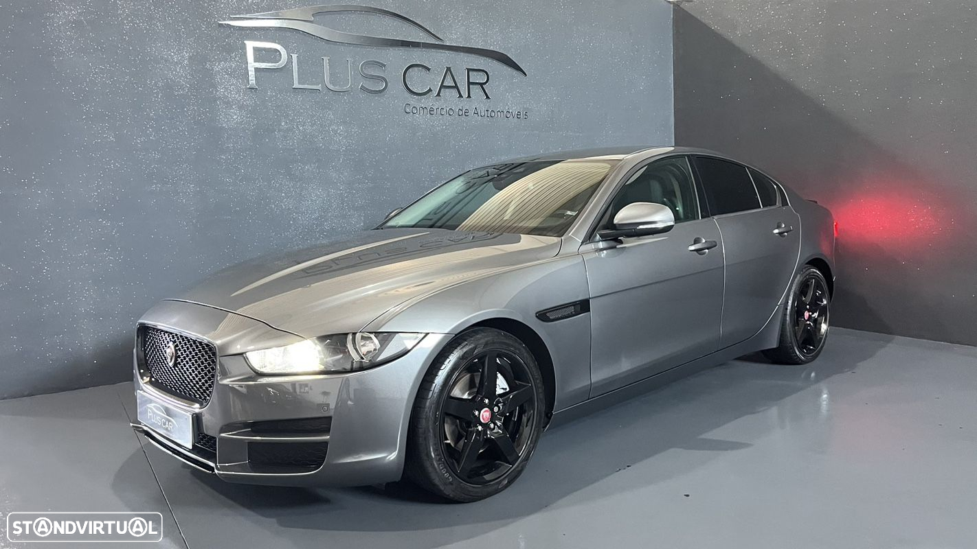 Jaguar XE 2.0 D Prestige Aut. - 2