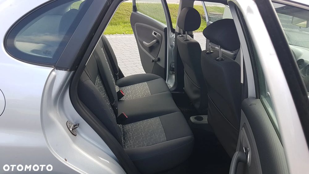Seat Ibiza 1.4 16V Style - 10