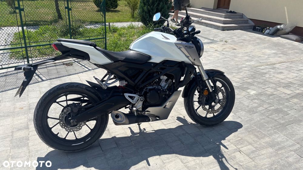 Honda CB - 2