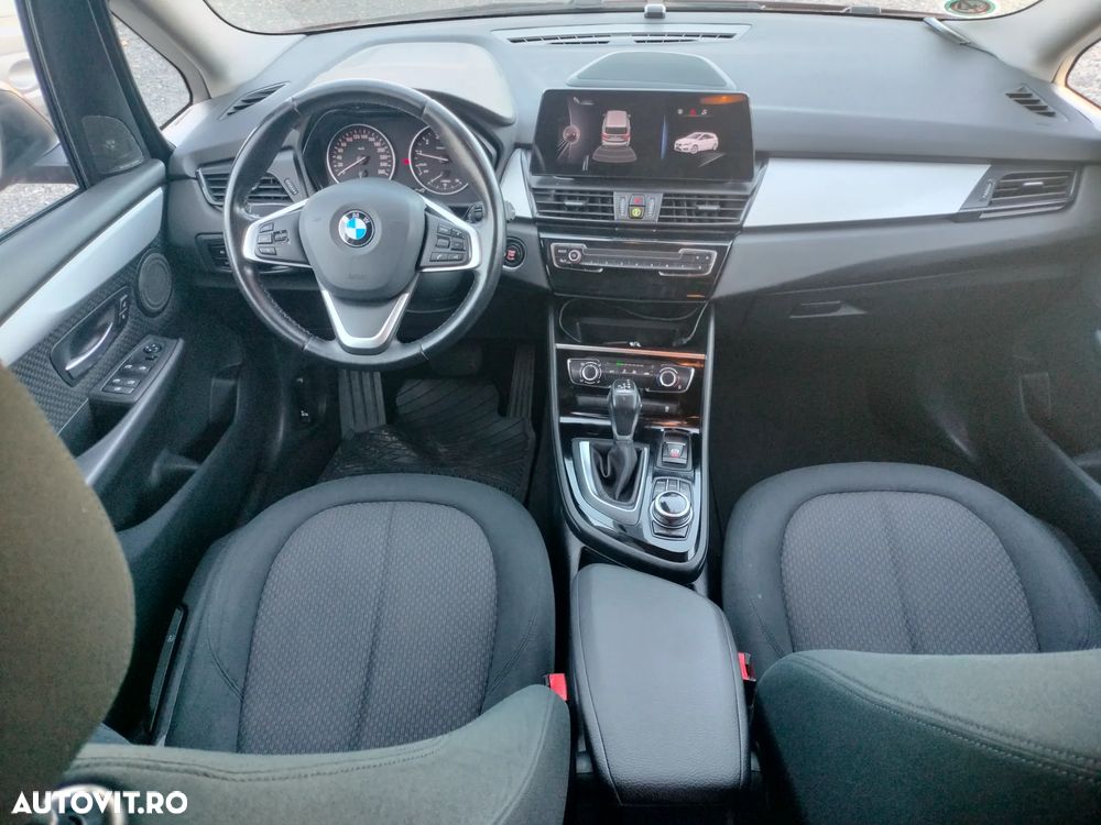 BMW Seria 2 218i Aut. - 23
