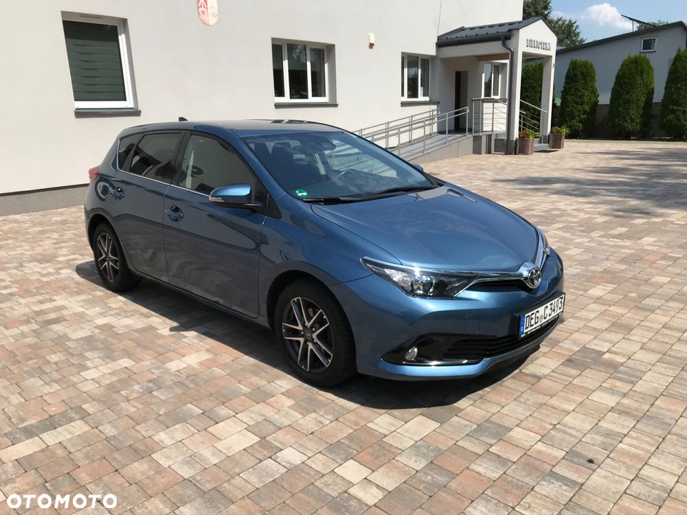 Toyota Auris - 3