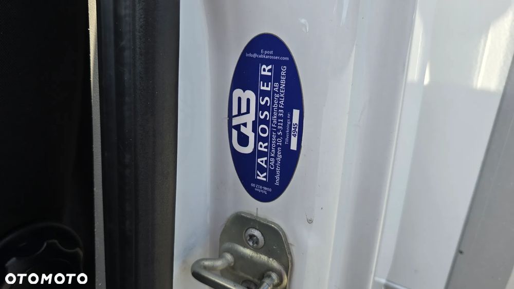 Mercedes-Benz SPRINTER - 18