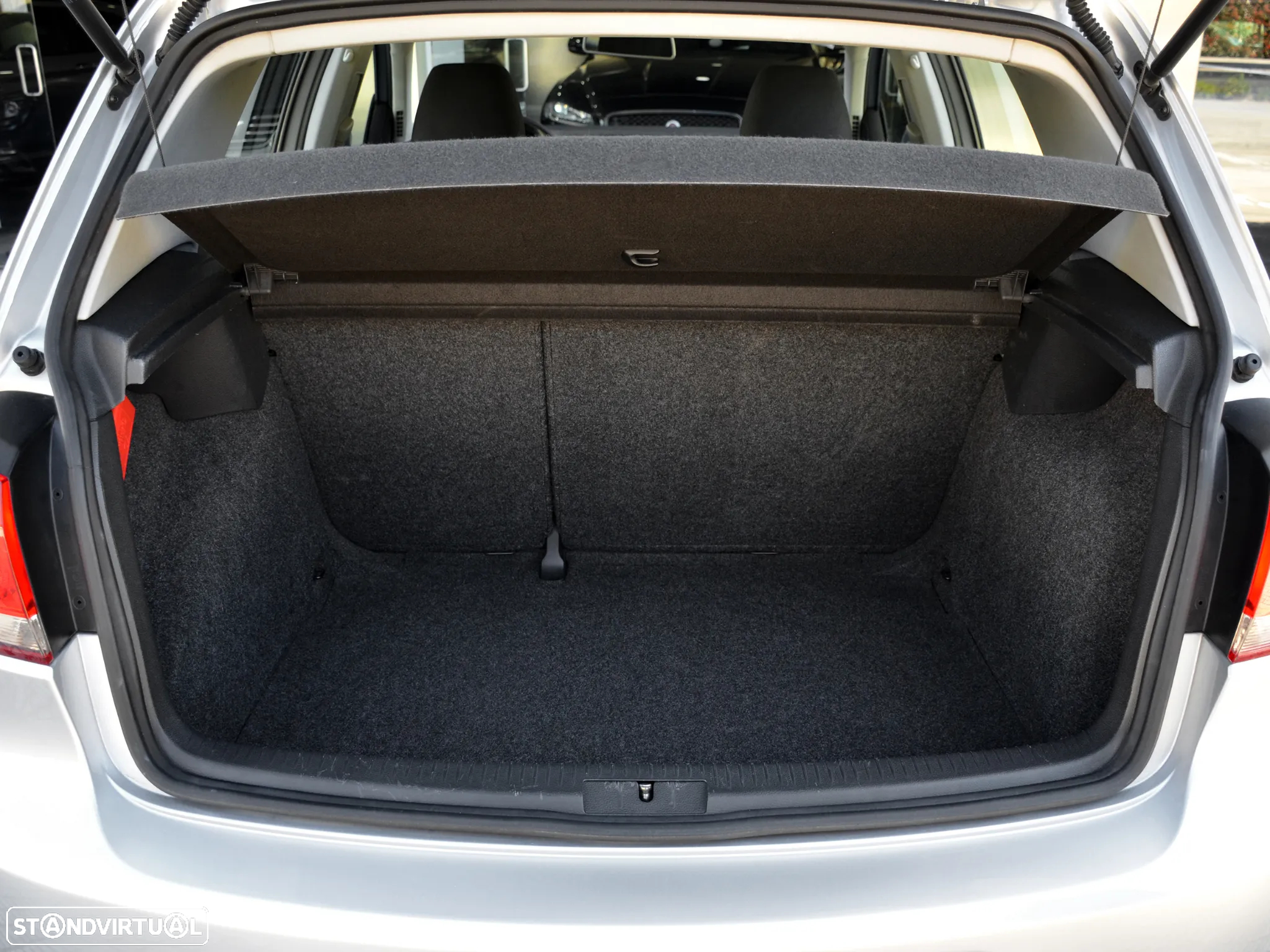 VW Golf 1.6 TDi Trendline - 14