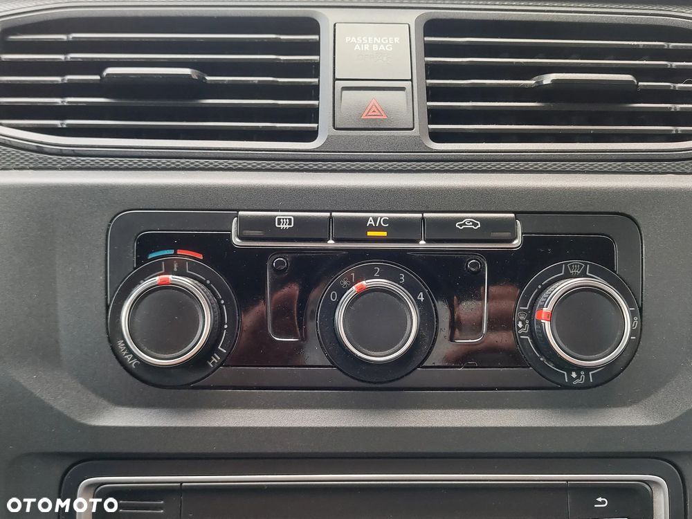 Volkswagen Caddy - 22