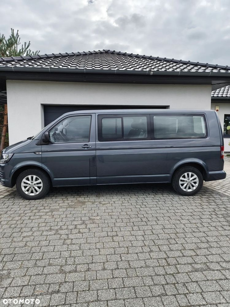 Volkswagen Caravelle - 2