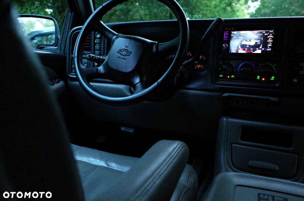Chevrolet Tahoe - 5