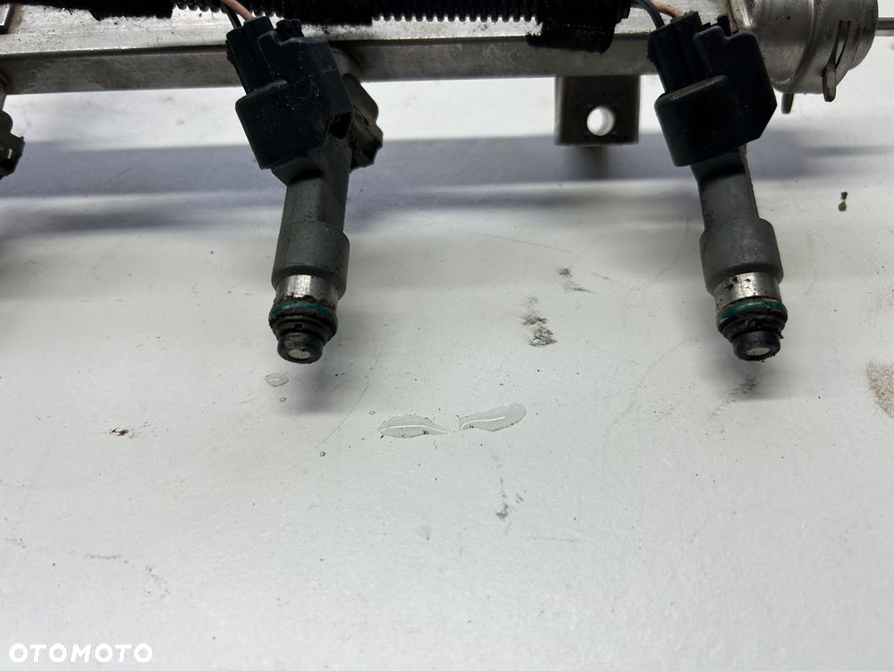 Saab 93 9-3 listwa wtryskowa wtryski wtryskiwacze 2.0 t 1.8t 55556681 polift szare - 2