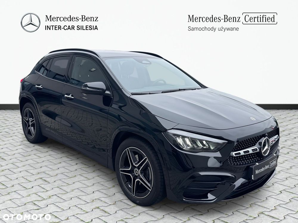 Mercedes-Benz GLA - 4