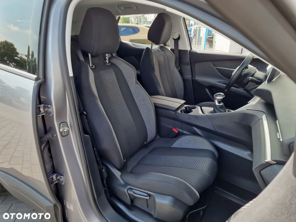 Peugeot 3008 1.2 PureTech Active S&S - 14