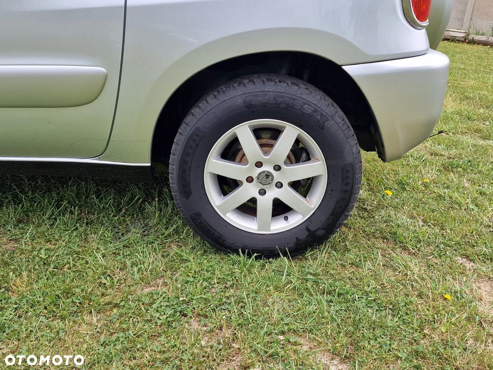 Toyota RAV4 4x4 - 12