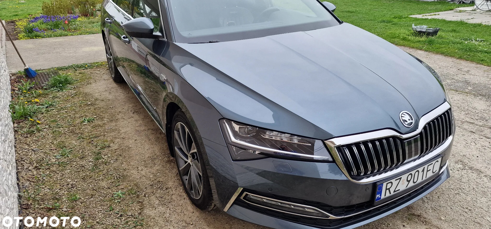 Skoda Superb Combi 2.0 TDI 4x4 DSG L&K - 23