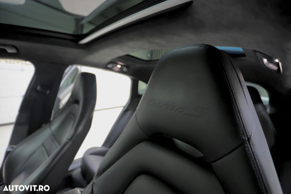 Porsche Panamera Turbo S E-Hybrid Executive - 26
