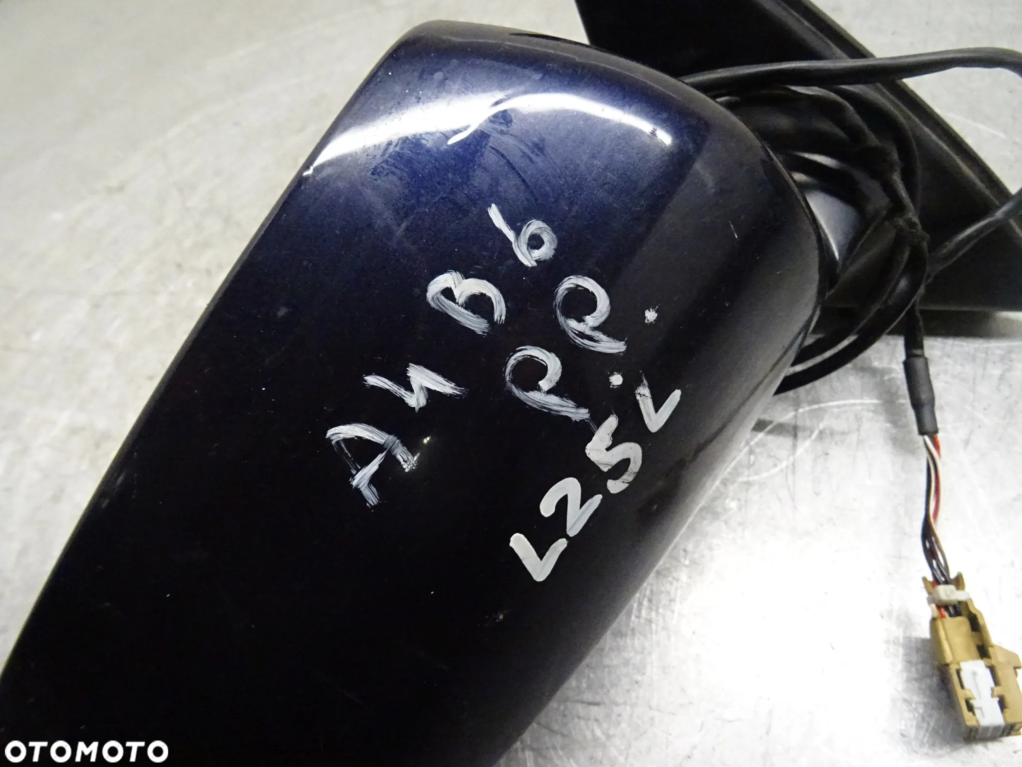 AUDI A4 B6 LUSTERKO PRAWE 5 PIN LZ5E - 2