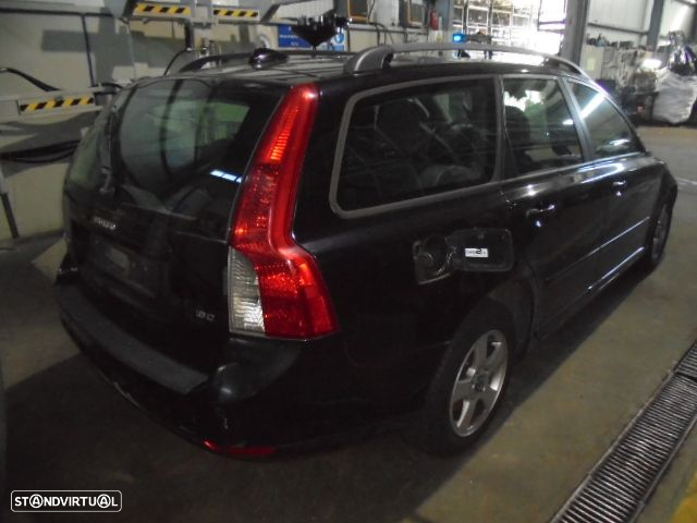 Carro MOT: D4164T VOLVO V50 2008 1.6D 110CV 5P PRETO DIESEL - 3