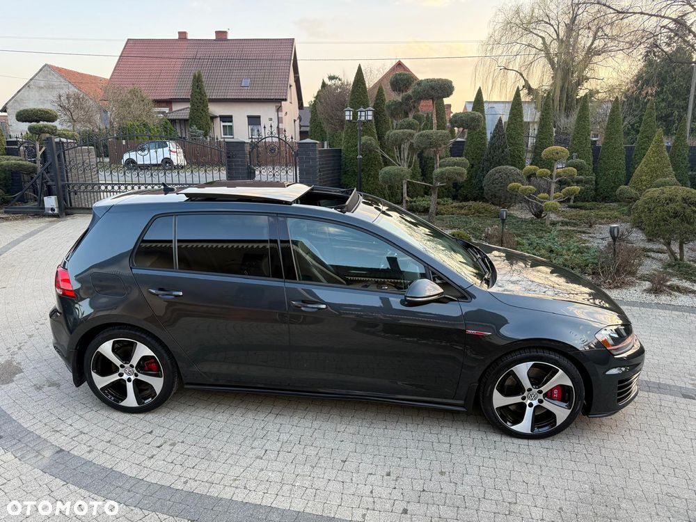 Volkswagen Golf GTI (BlueMotion Technology) DSG - 10